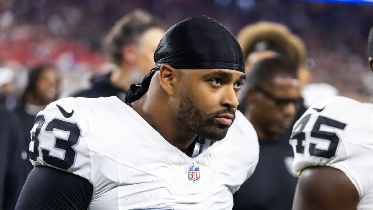 Vikings get concerning injury update on linebacker and former All-Pro DB