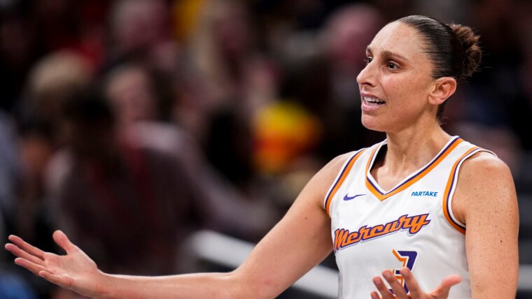Kelsey Mitchell passes Diana Taurasi with historic scoring streak for Fever