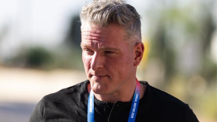 Pat McAfee discusses polarizing Patriot Games appearance alongside Donald Trump