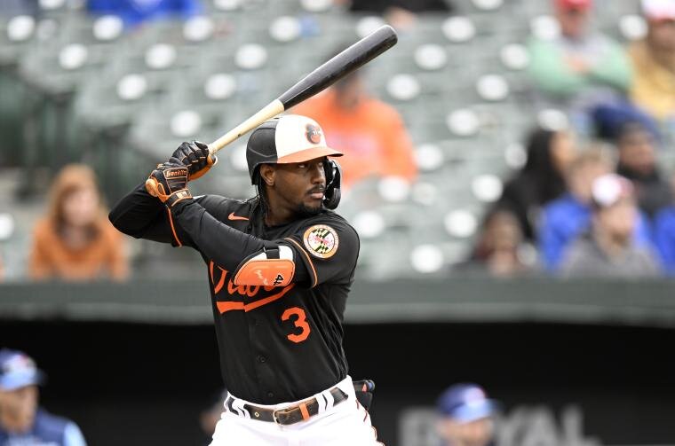 White Sox, Rays interested in recently released Braves shortstop