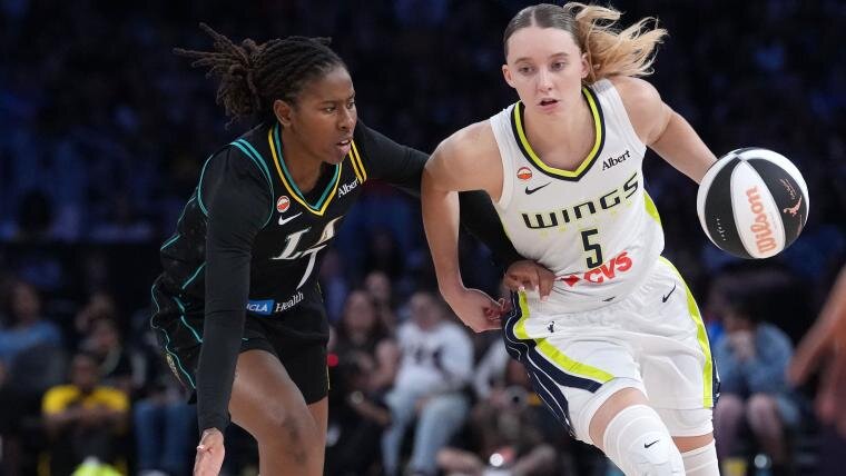 I felt so isolated': Paige Bueckers reflects on panic attacks and lost identity post-ACL tear