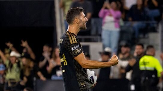TST Images: LAFC defeats Toluca FC, 1-0, at BMO Stadium