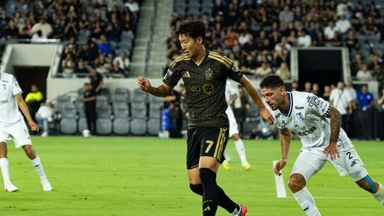 LAFC secures shootout win over Querétaro, quarterfinal spot hangs in the balance