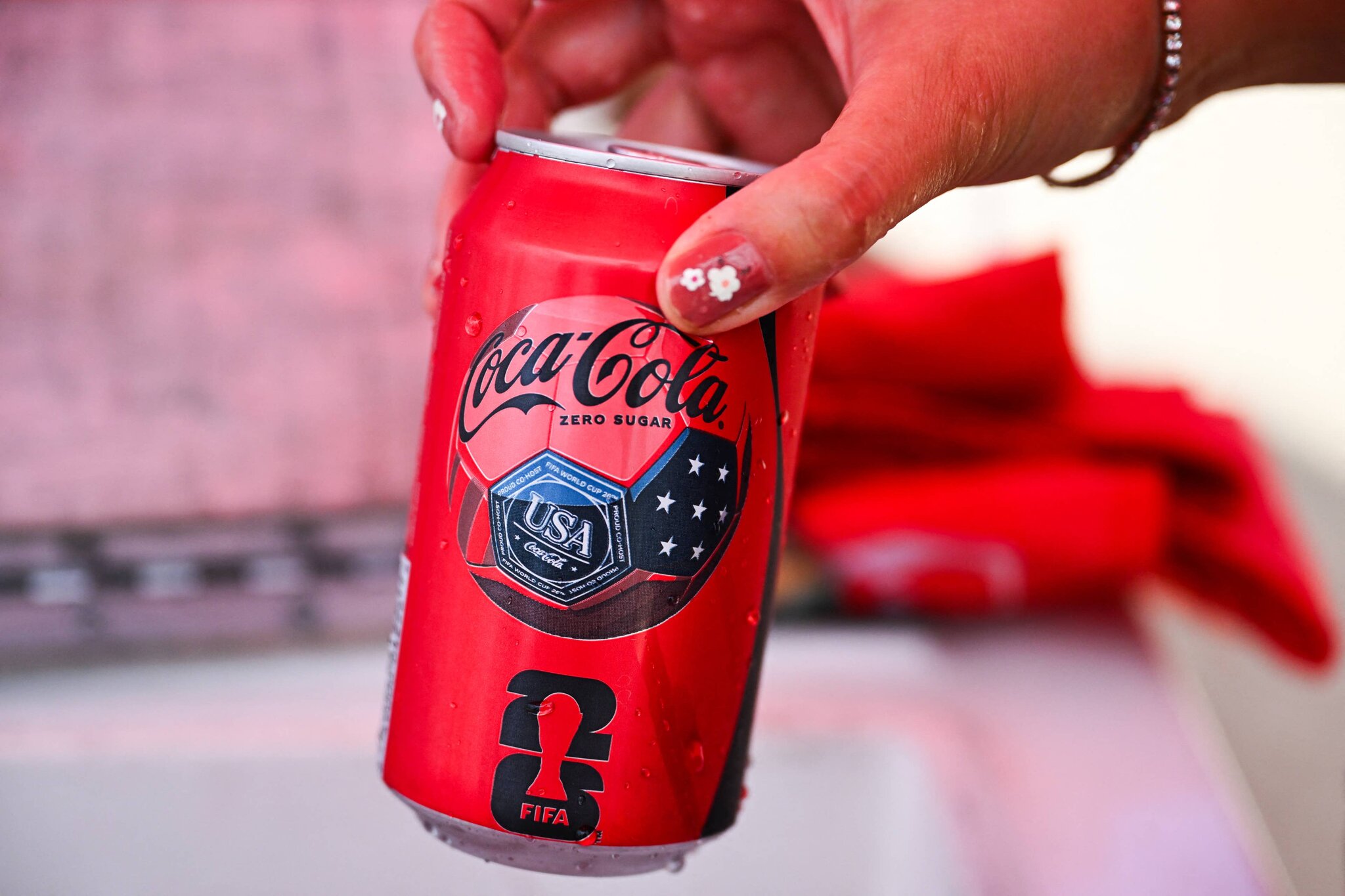 Coca-Cola keeps beating its rivals, and Wall Street noticed
