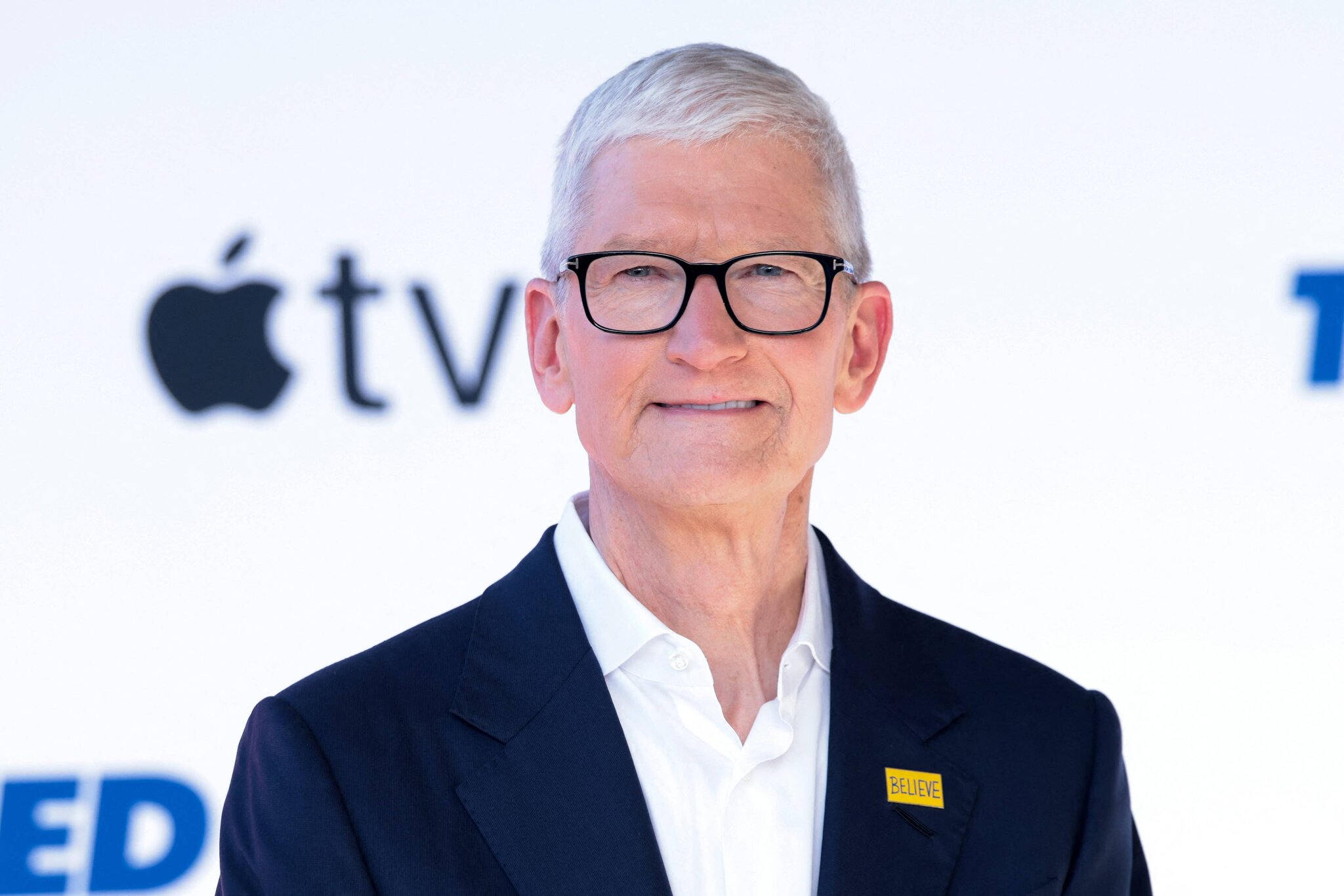 Apple CEO sends strong warning on AI and price of Apple products