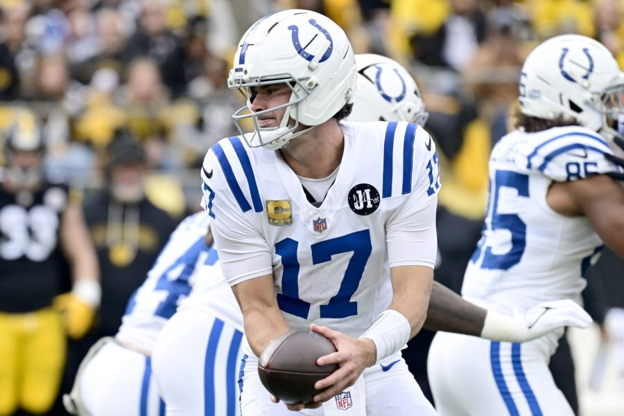 Indianapolis Colts quarterback Daniel Jones cleared for training camp