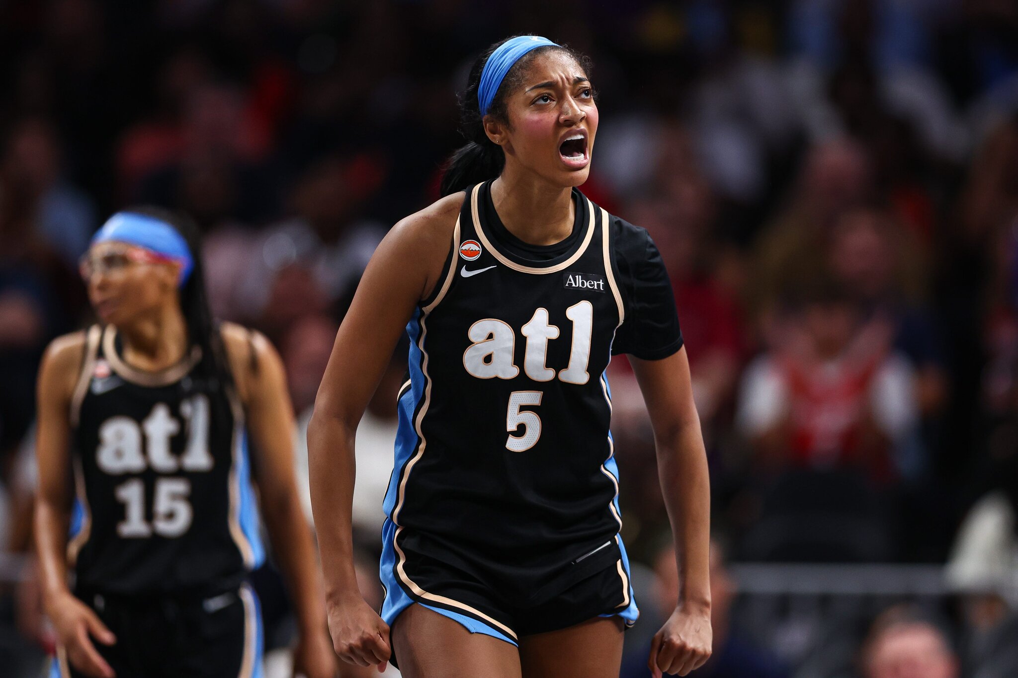 Angel Reese sets WNBA single-game rebound record with 26 boards in Dream win