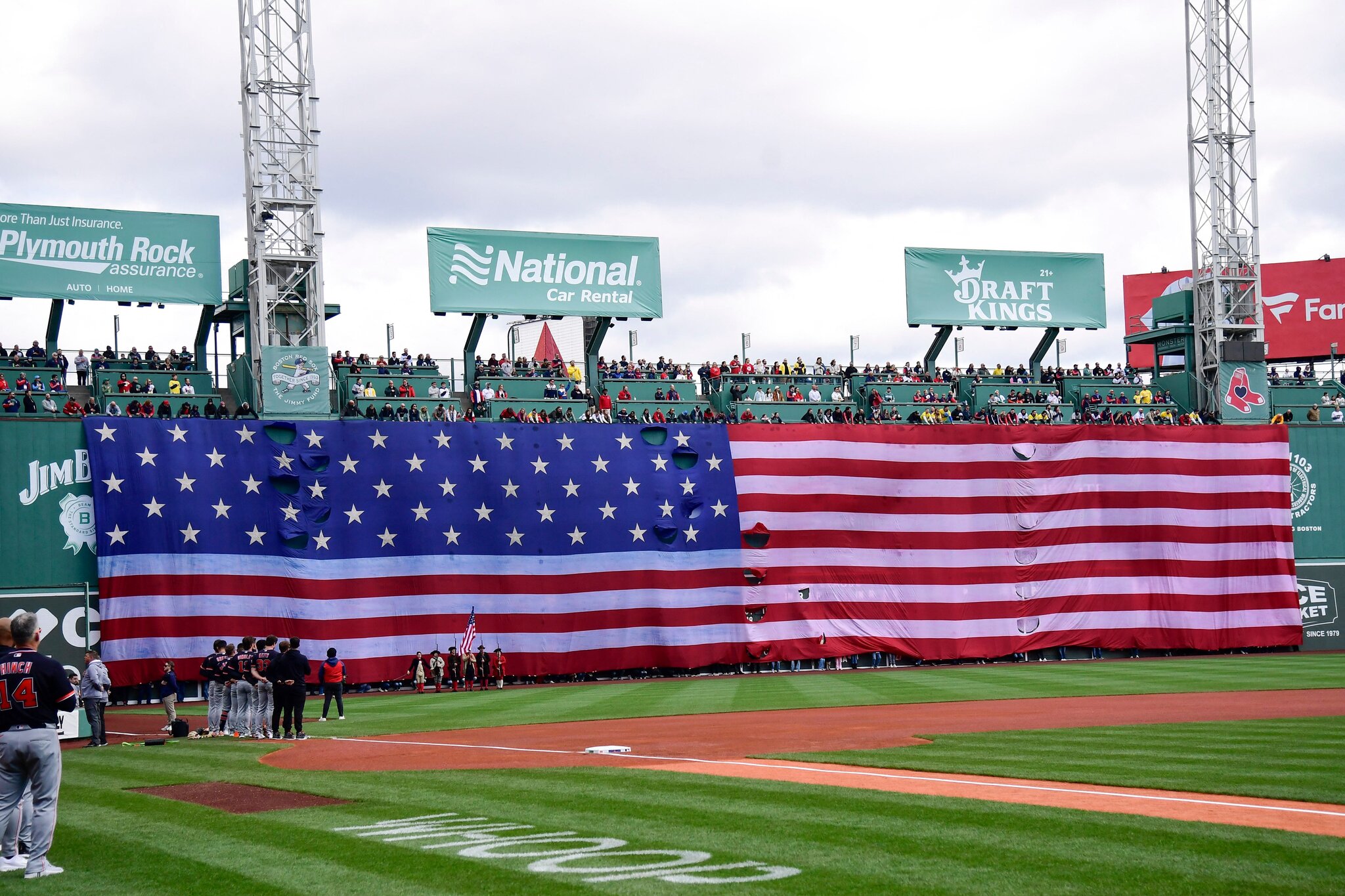 10 best MLB stadiums to visit, ranked by baseball insider