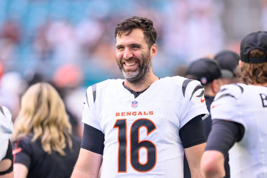 Burrow starts, Flacco throws lone TD pass for Bengals against Lions