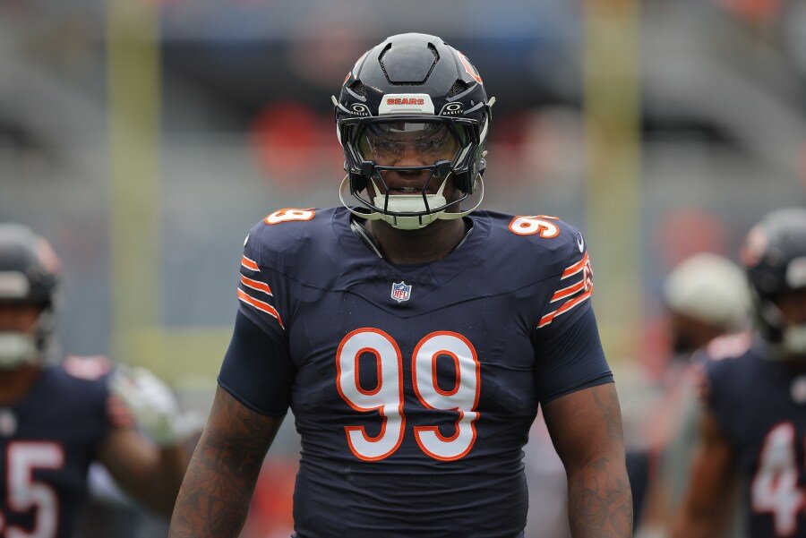 Reports: Bears trade DL Gervon Dexter to Falcons for CB, 5th-round draft pick
