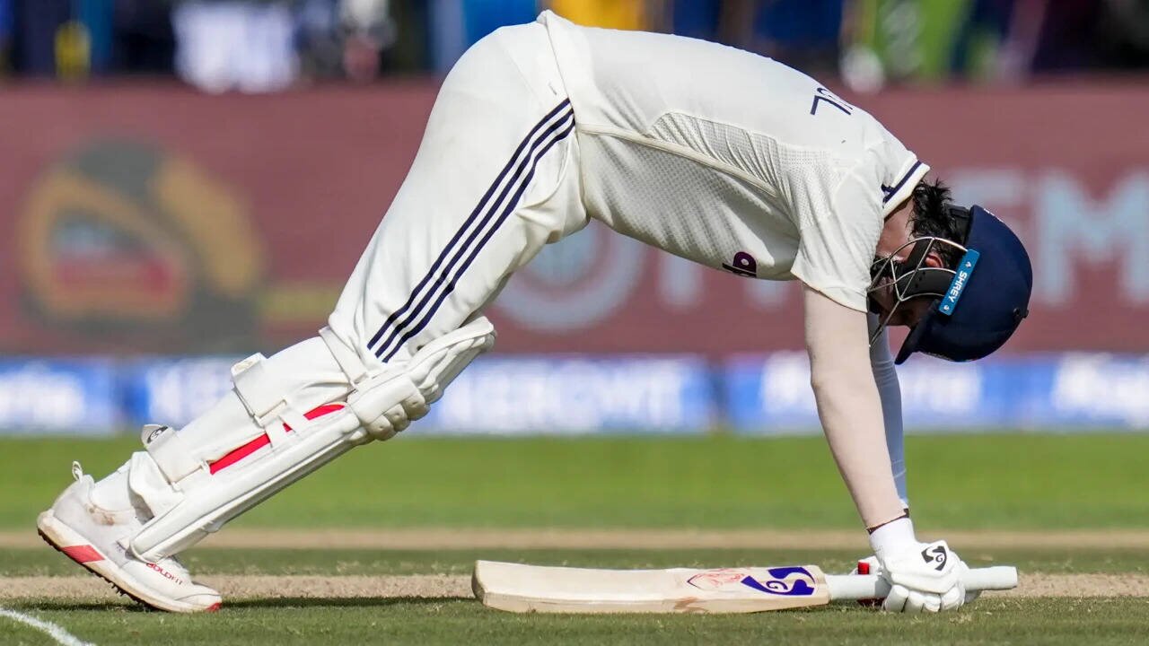 IND vs SL 1st Test: KL Rahul retires hurt on 77 after suffering severe cramps in Galle