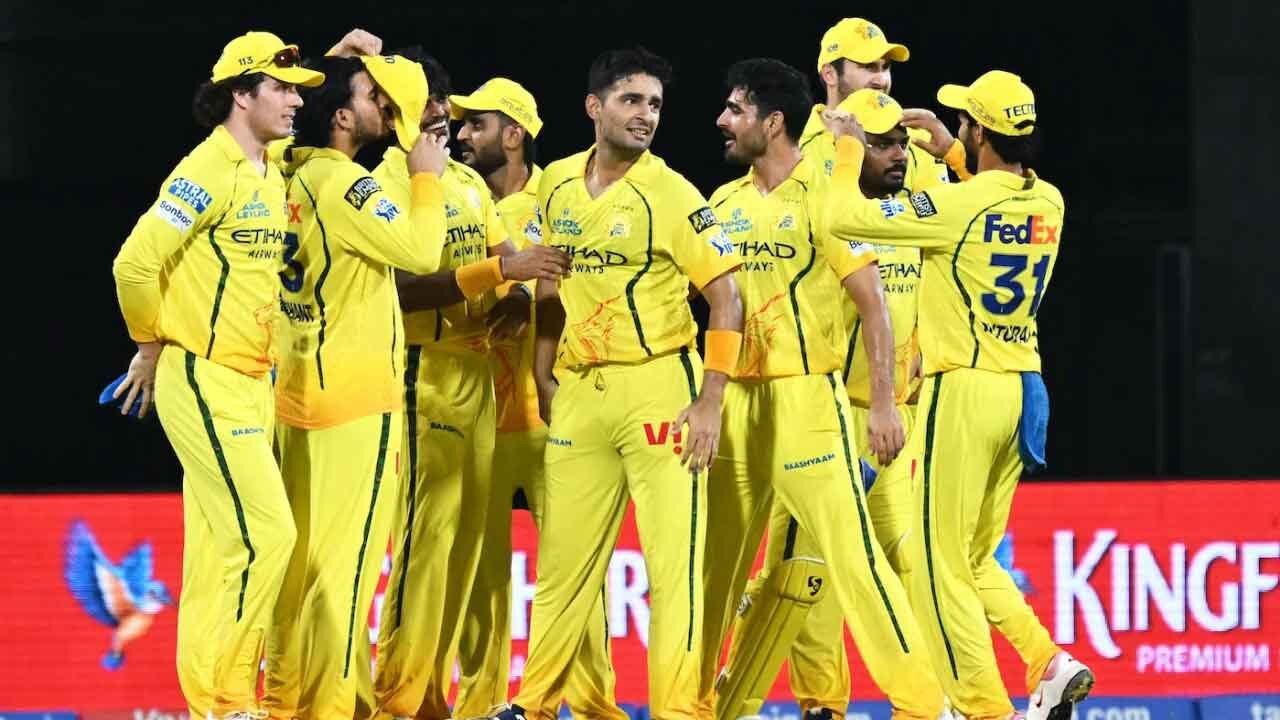 Ex-Australia star picks 'perfect' coach for Chennai Super Kings