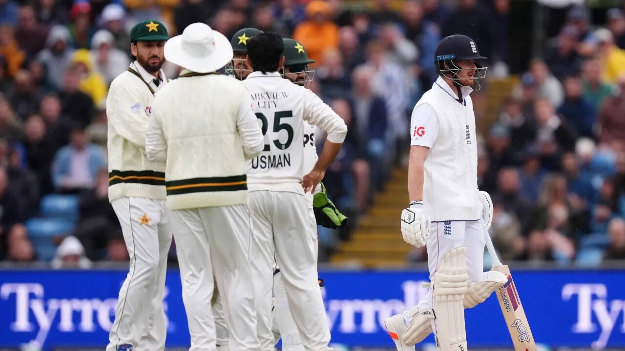 What do you think of yourself?': Ex-Pakistan cricketer responds after ‘worst team’ tag
