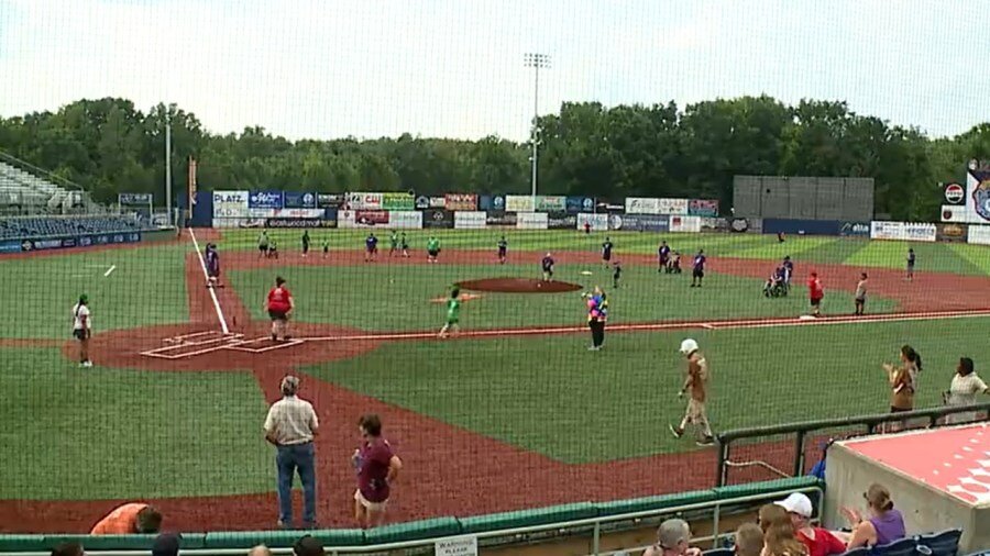 Adaptive baseball players step up to the plate in Niles