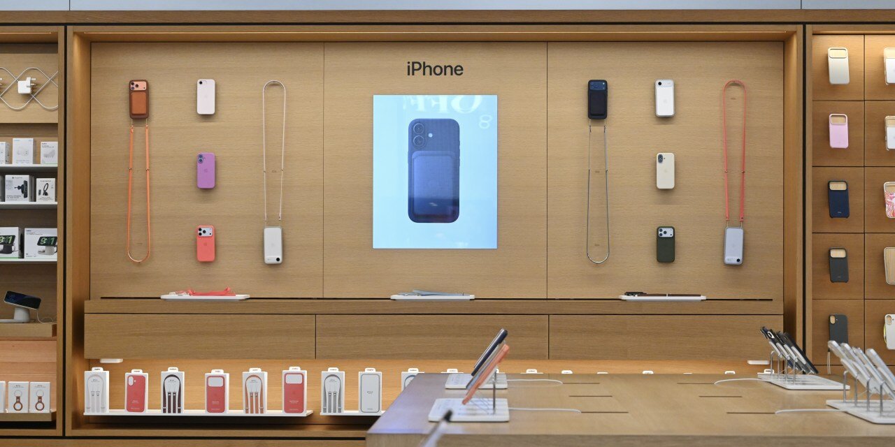 Apple Could Reclaim Market-Cap Crown Today