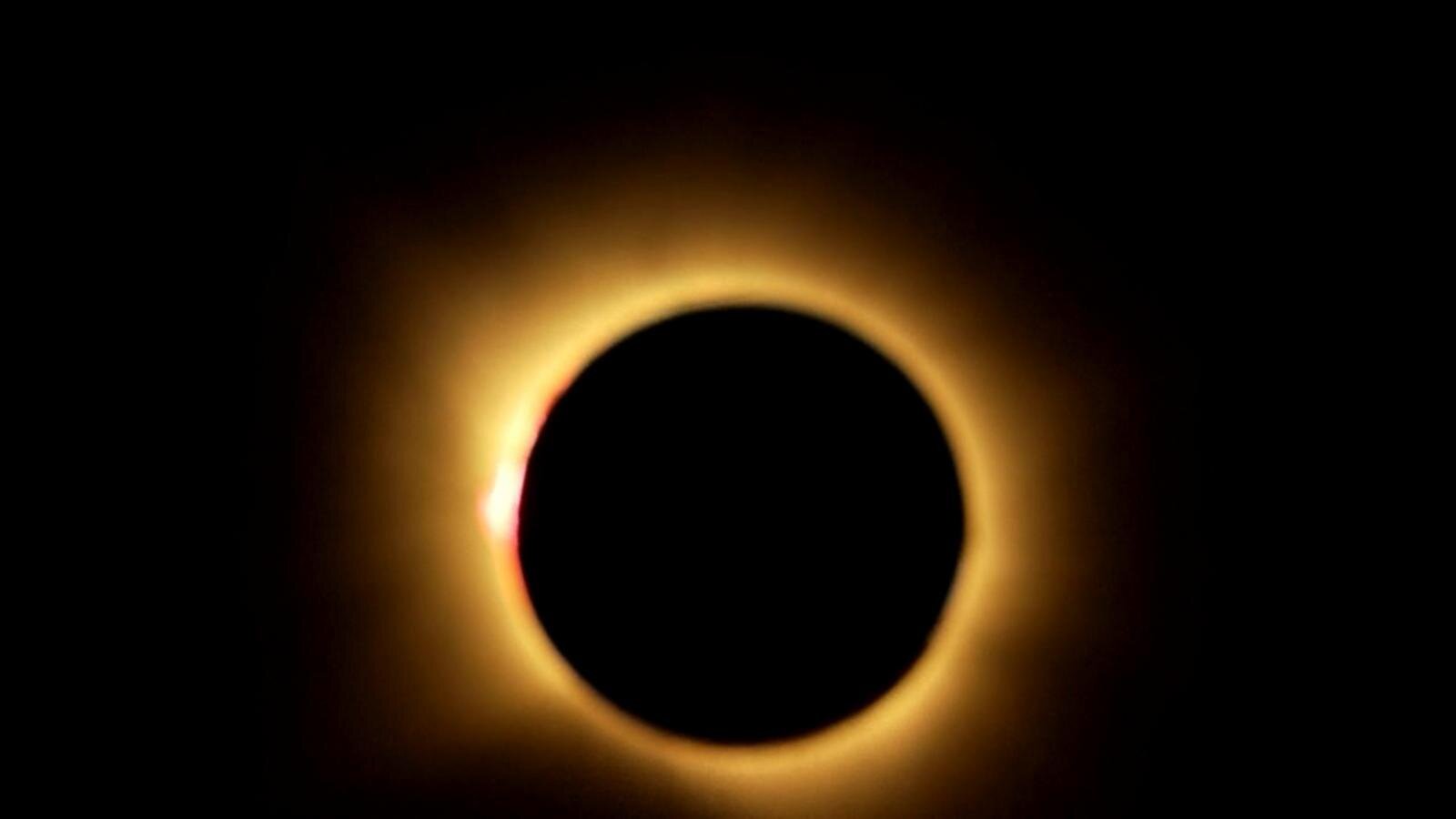 Wondrous moments inside path of totality for solar eclipse