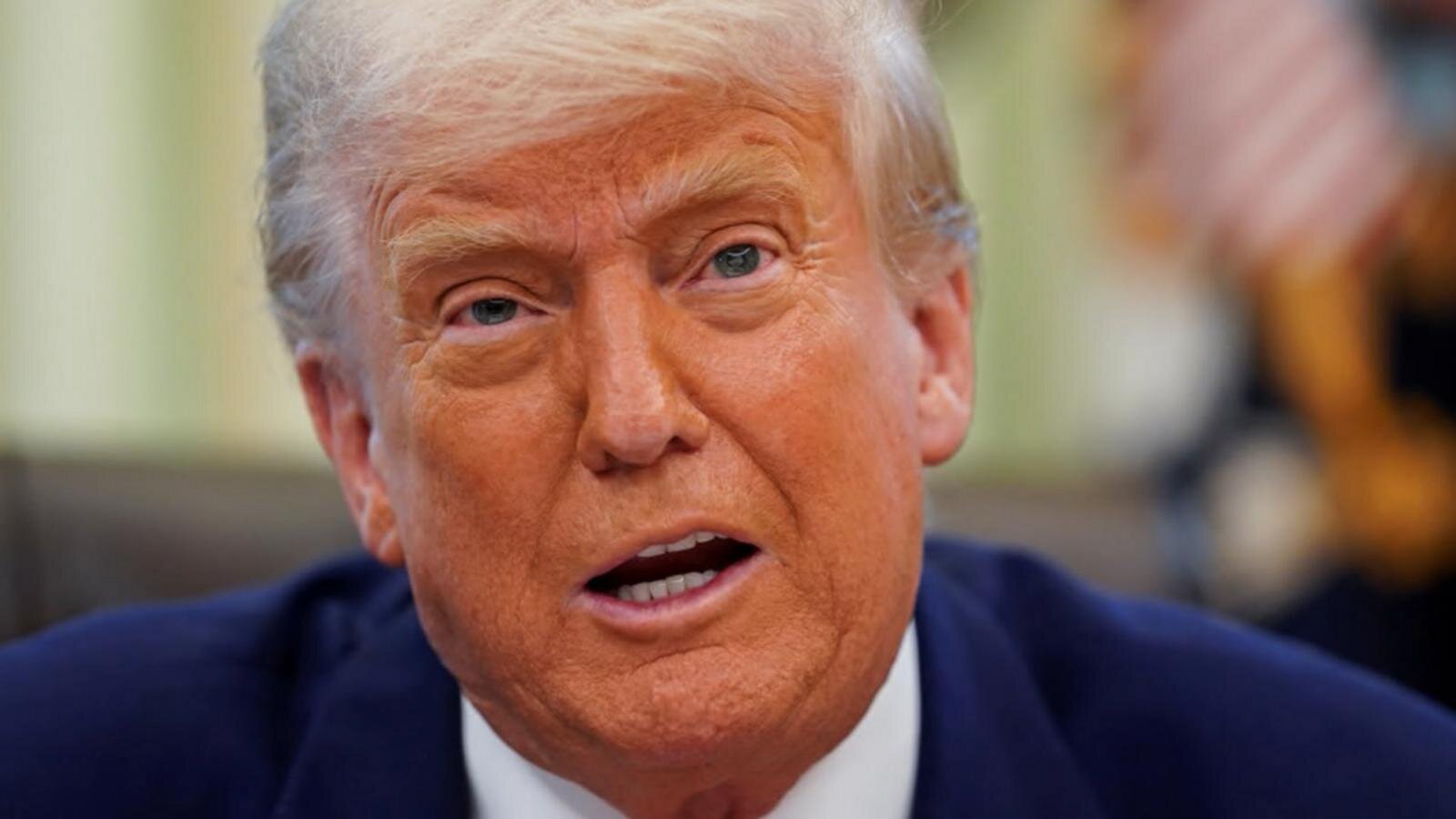 Trump hosts cryptocurrency executives at White House