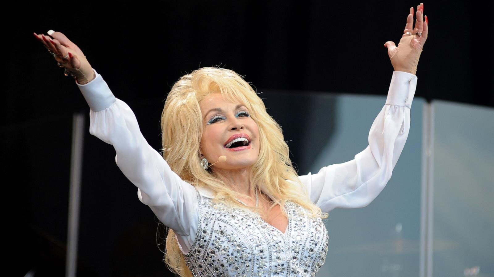 Dolly Parton laid to rest as family shares emotional tribute