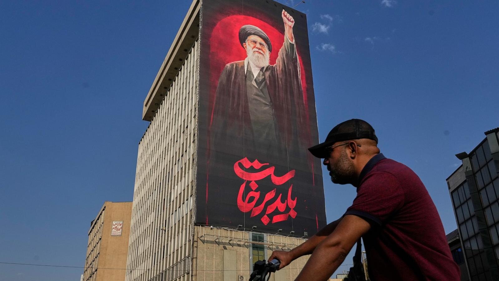Iran live updates: Qatar denies capture of 3 Iranian military pilots