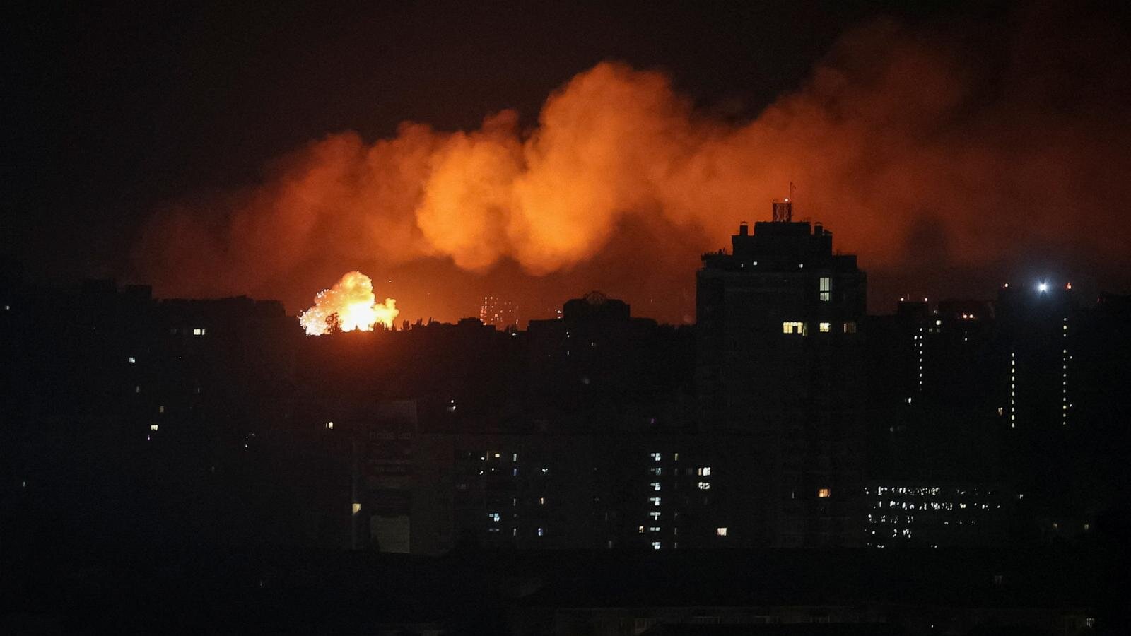 Massive' Russian missile strike on Kyiv kills at least 12 people, Zelenskyy says