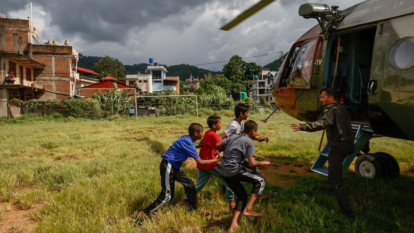Hundreds dead as nearly 1,000 remain missing in massive Nepal-Tibet flood