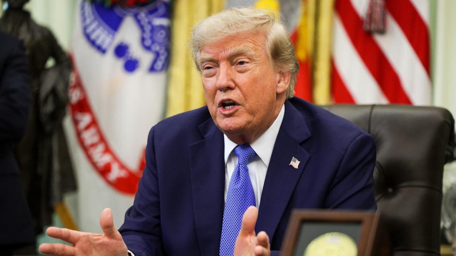 Trump signs executive orders that target birthright citizenship