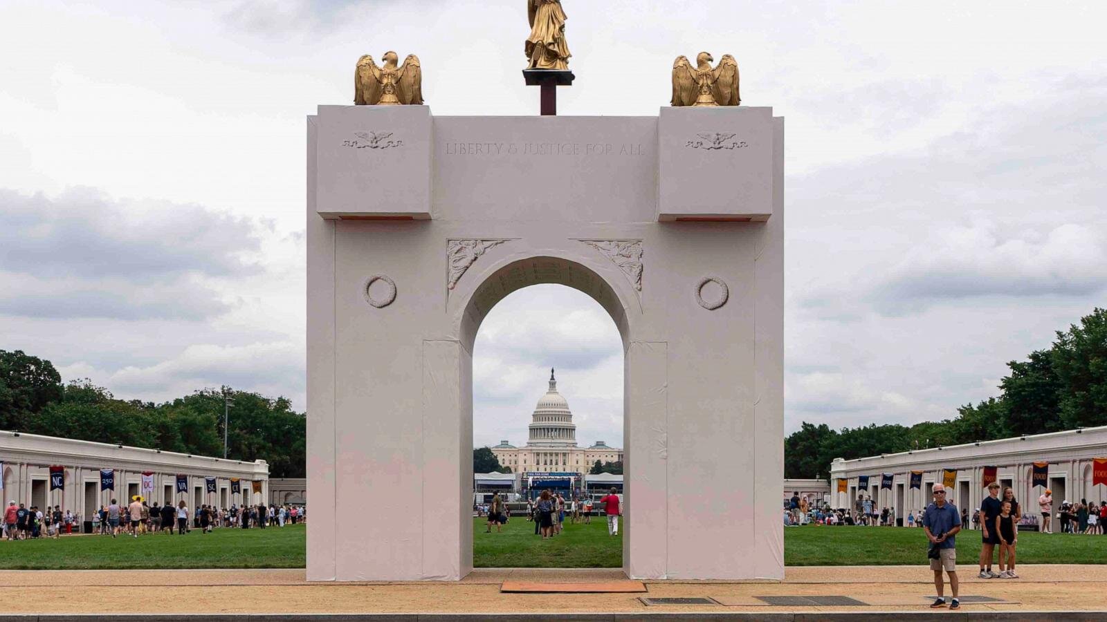National Park Service backs Trump's arch, despite its impact on Washington's sightline