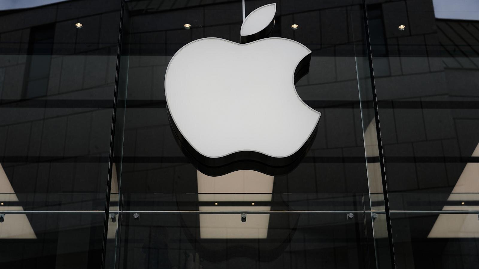 Strong iPhone sales propel Apple's fiscal Q3 results past Wall Street's expectations