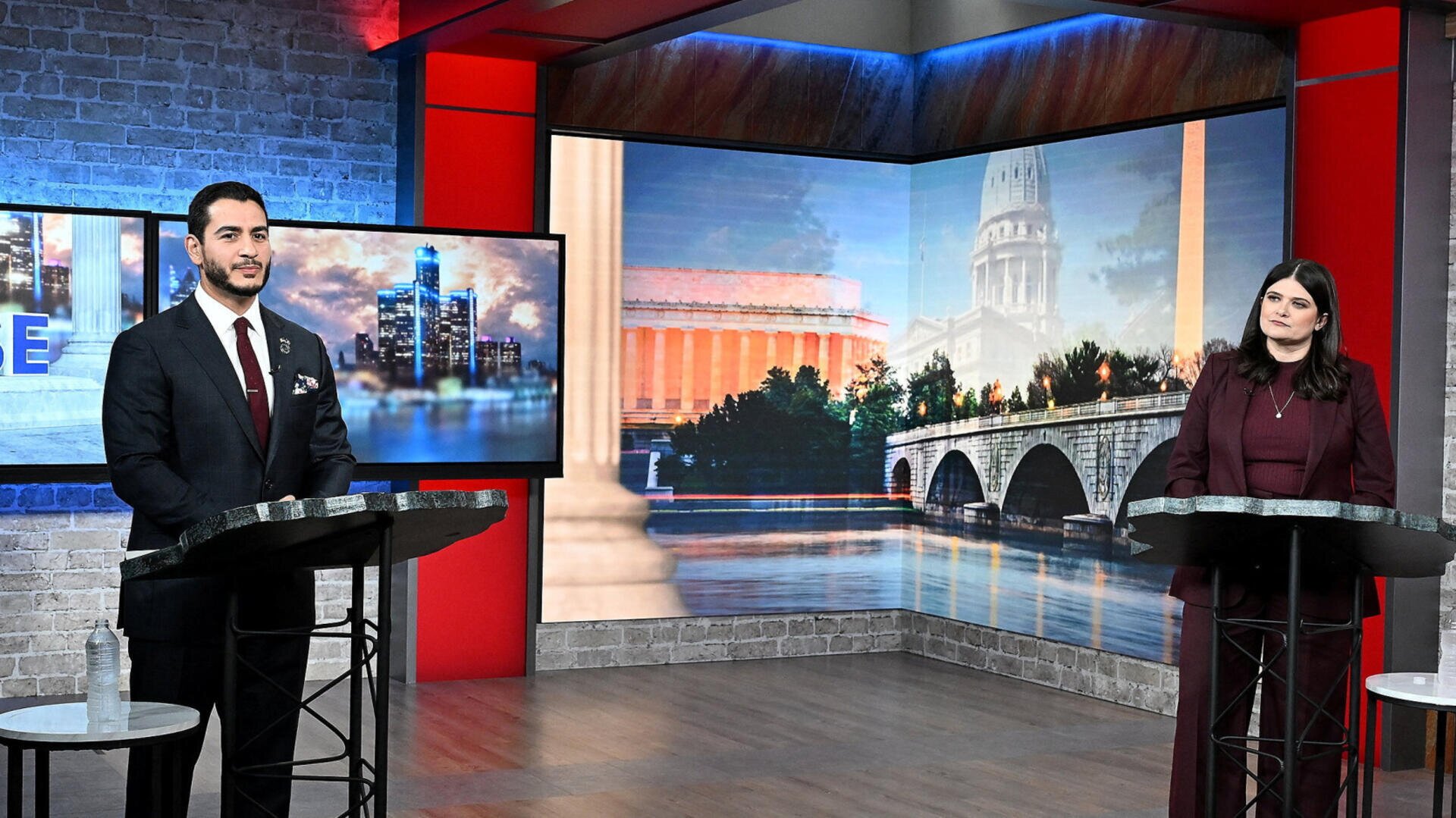 Ahead of the midterms, Democrats face reckoning in Michigan primary