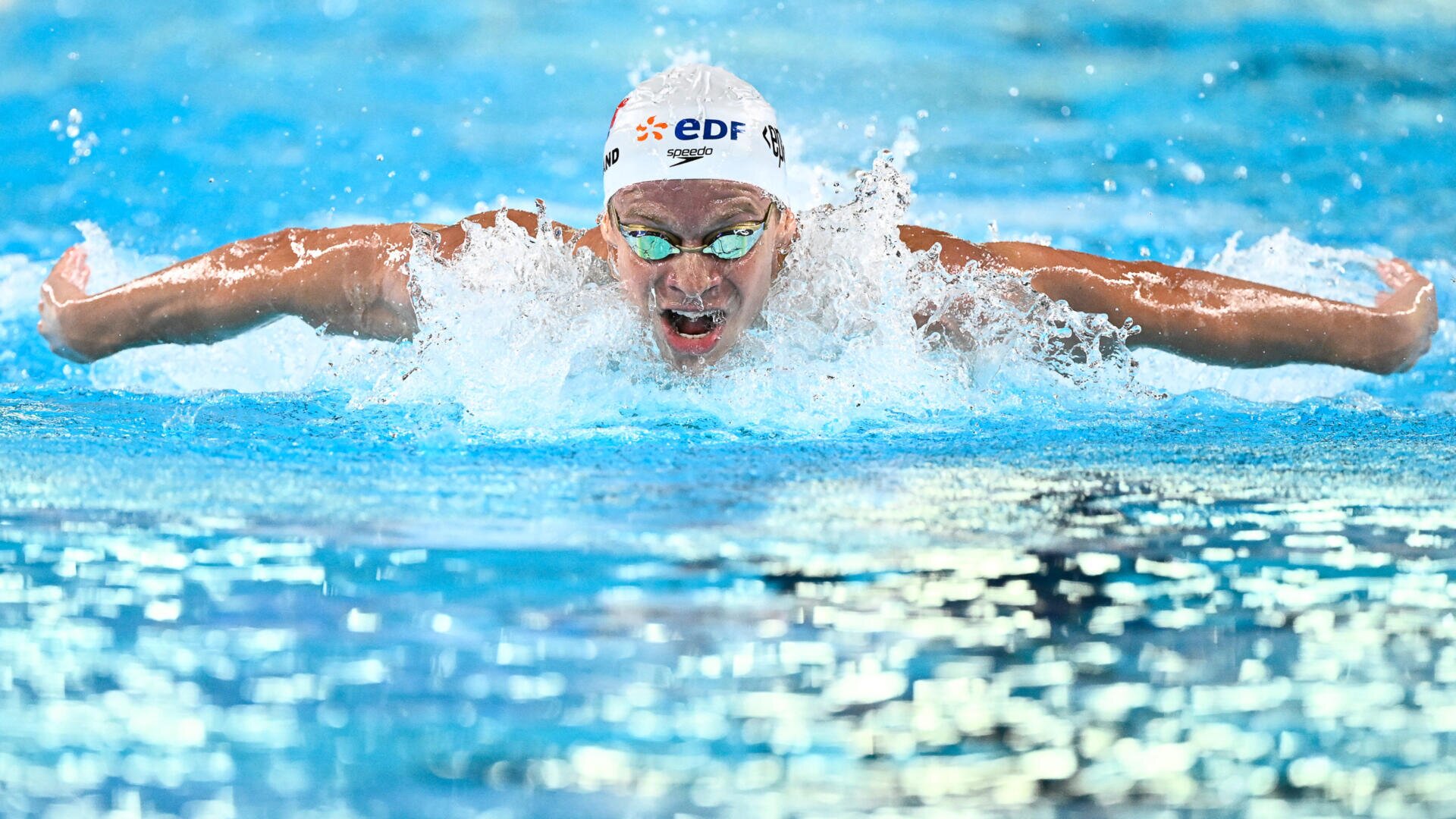 France's Léon Marchand wins 200-meter butterfly final at European Swimming Championships