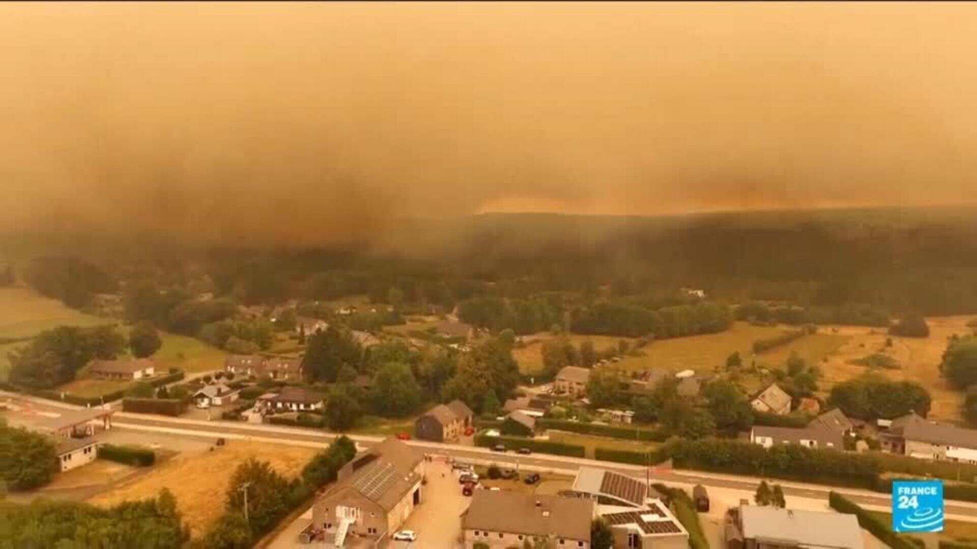 International help arrives as wildfires rage across Belgium