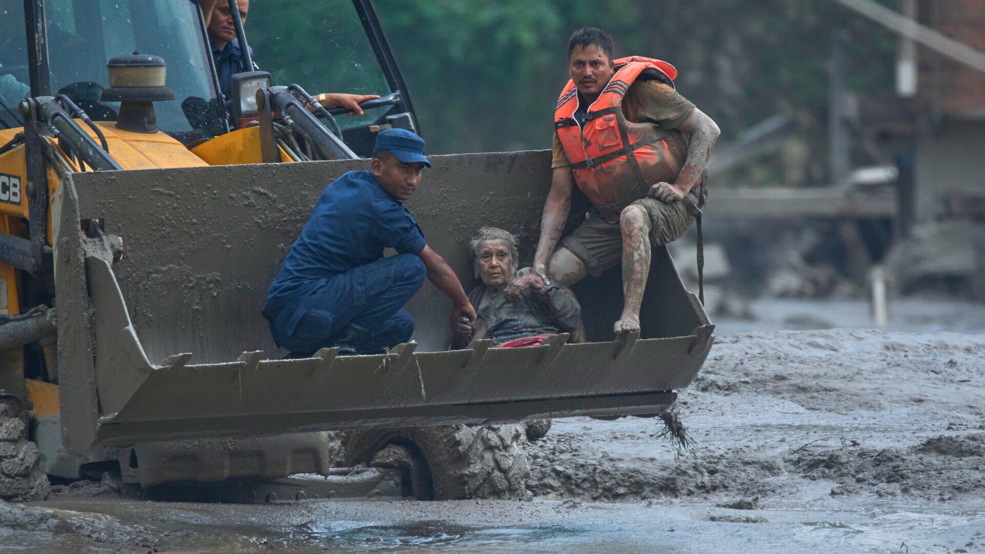 🔴 Nepal-Tibet floods live: Nearly 1,500 people missing in devastating landslides