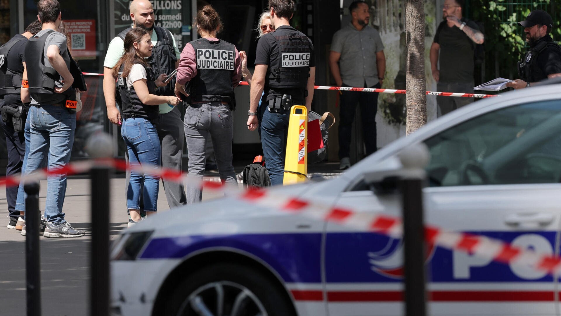Paris police arrest suspect after three women wounded in knife attack