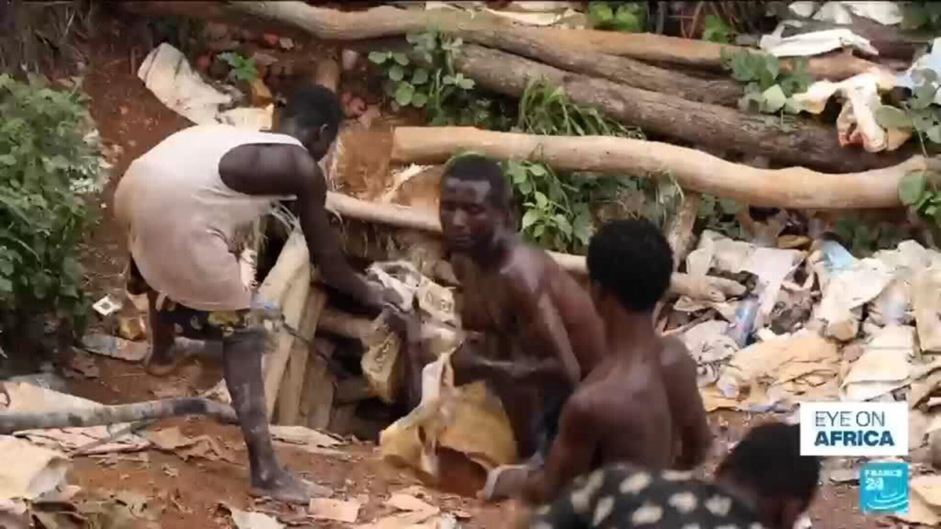 Ghana bars export of unrefined gold