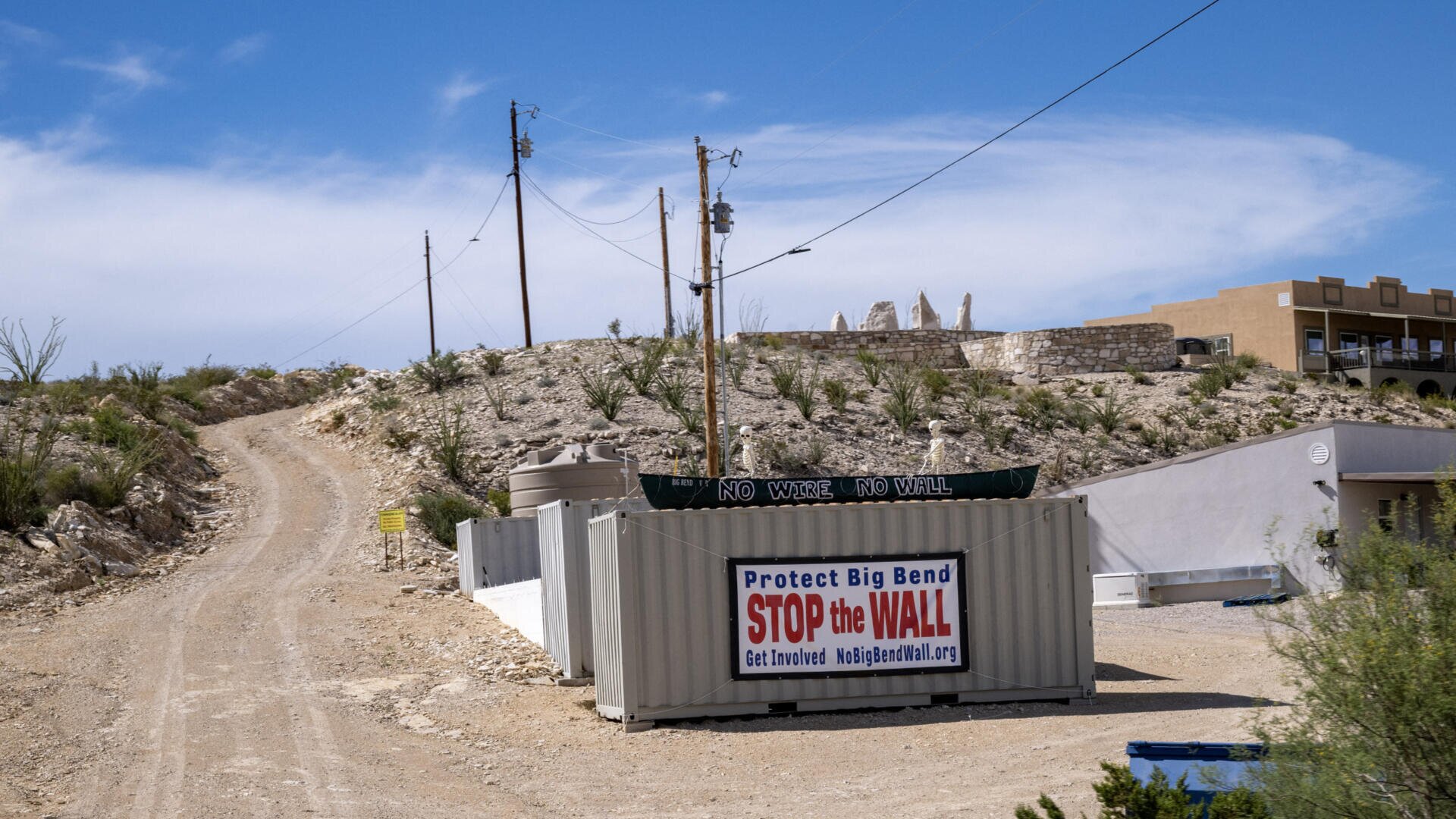 Trump pauses controversial border construction in Texas national park