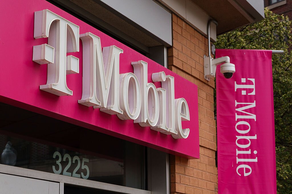 T-Mobile cuts 112 Texas jobs after record-breaking quarter