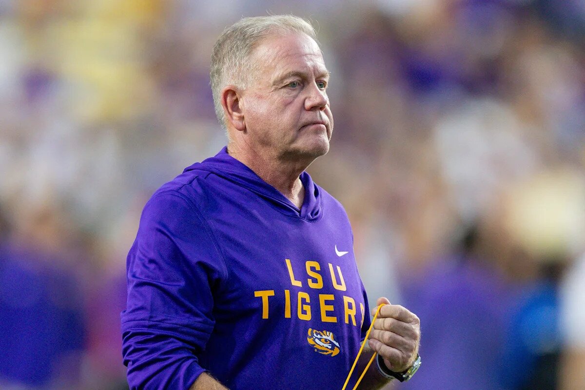 How did Brian Kelly's CBS Sports debut go? What ex-LSU coach said
