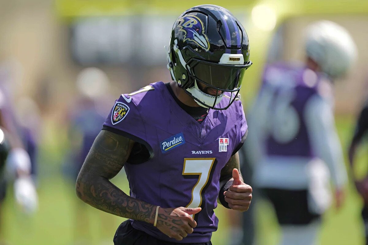 Ravens' Rashod Bateman arrested, faces family violence charge. What we know