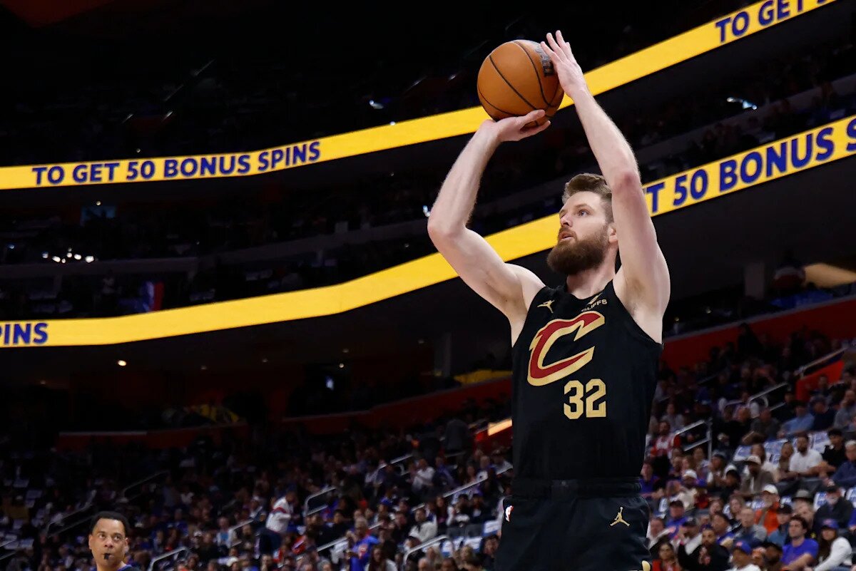 The importance of Dean Wade for Sixers as they steamroll toward season