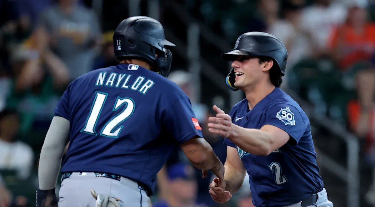 Josh Naylor and Cole Young inadvertently created a new 'butt slide' for Mariners
