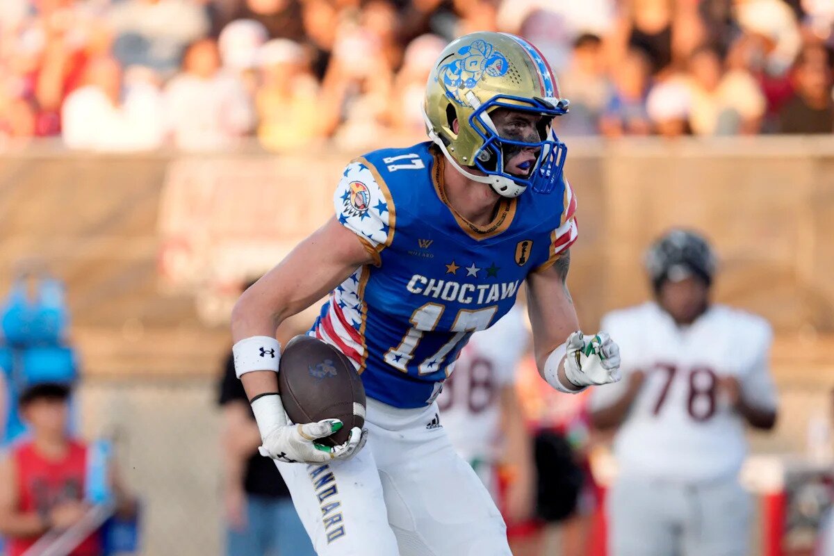Who is top senior in Oklahoma high school football for 2026 season? Go vote now