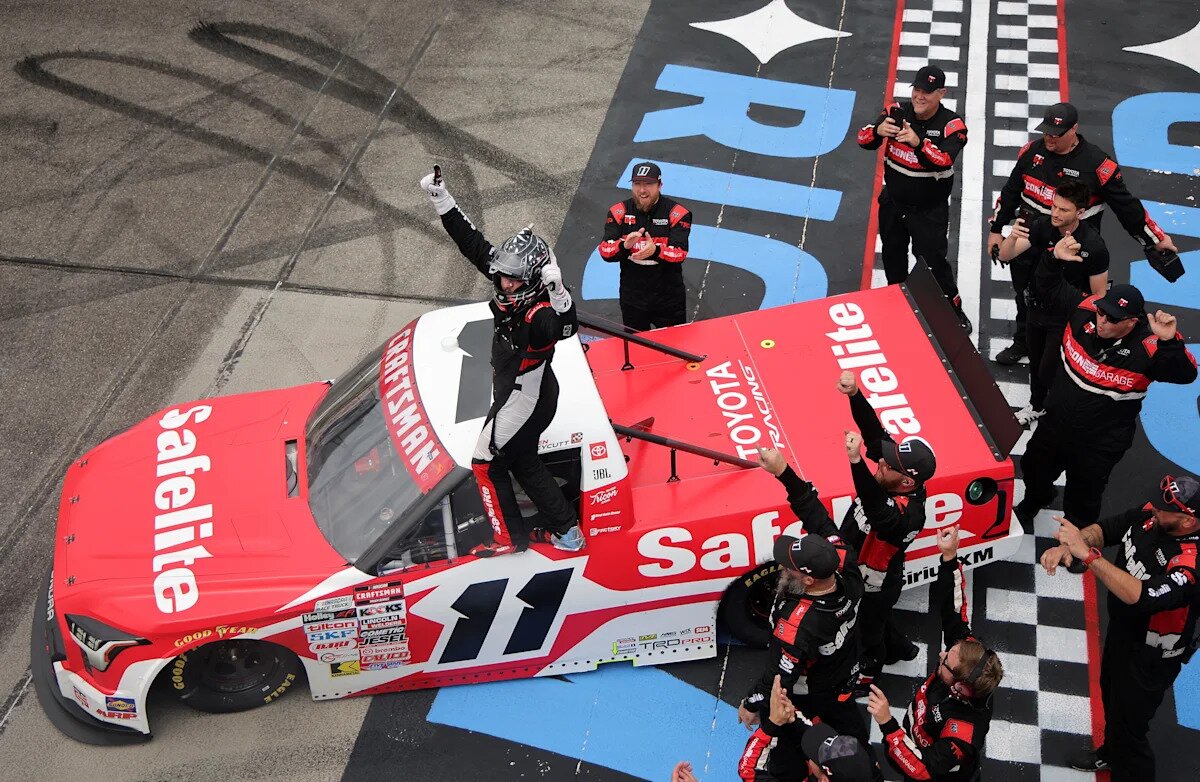 Kaden Honeycutt wins NASCAR Truck race at Richmond in August 2026