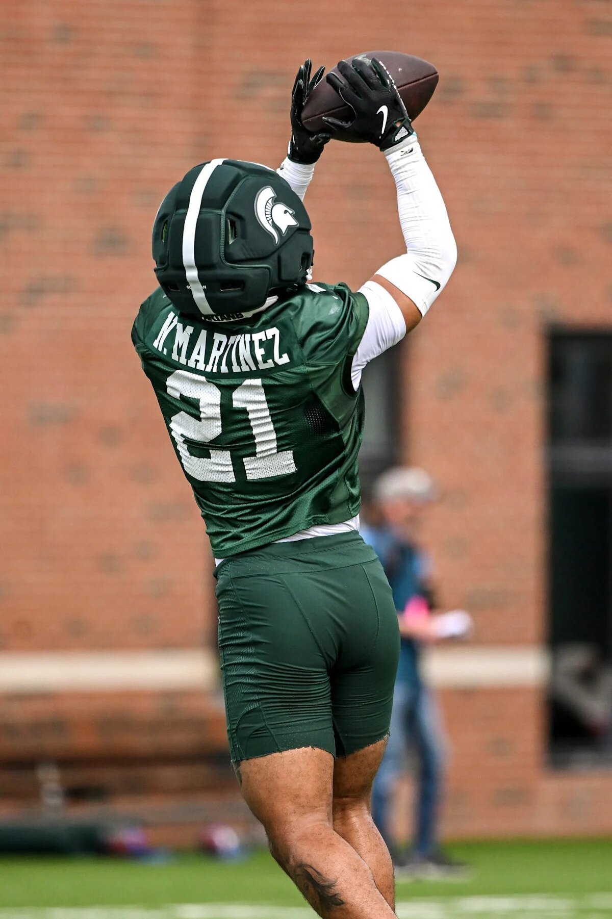 See Nikai Martinez mic'd up at practice on Wednesday
