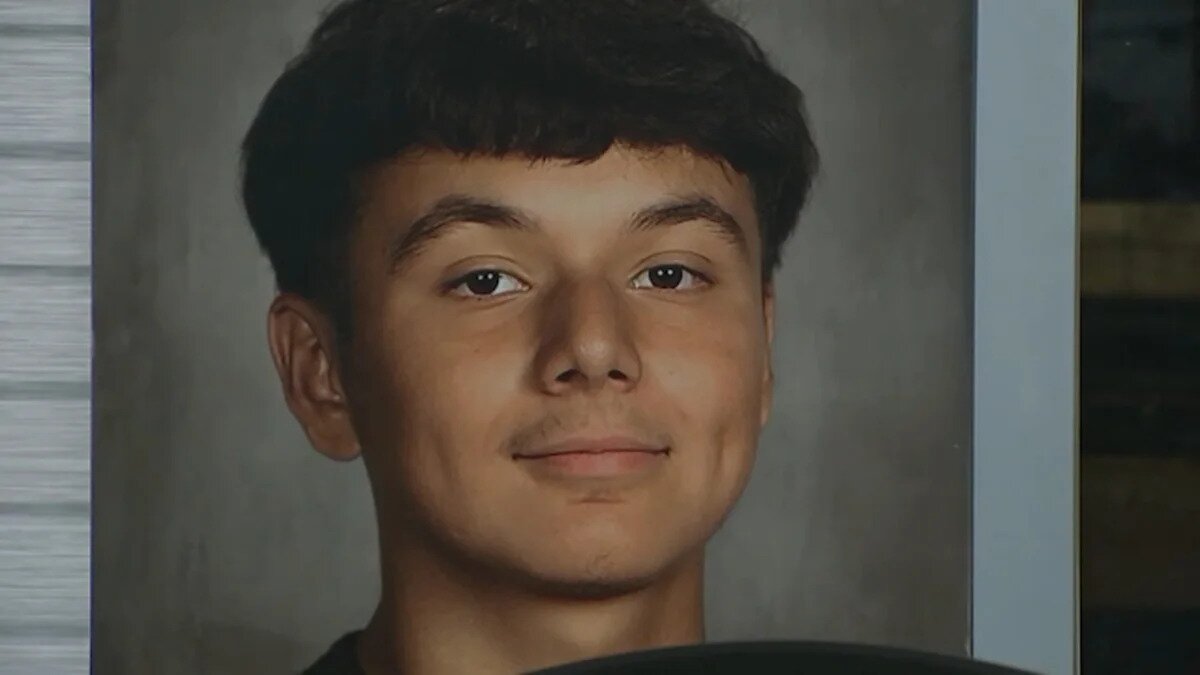 Family of high school football player files lawsuit against LAUSD after fatal brain injury