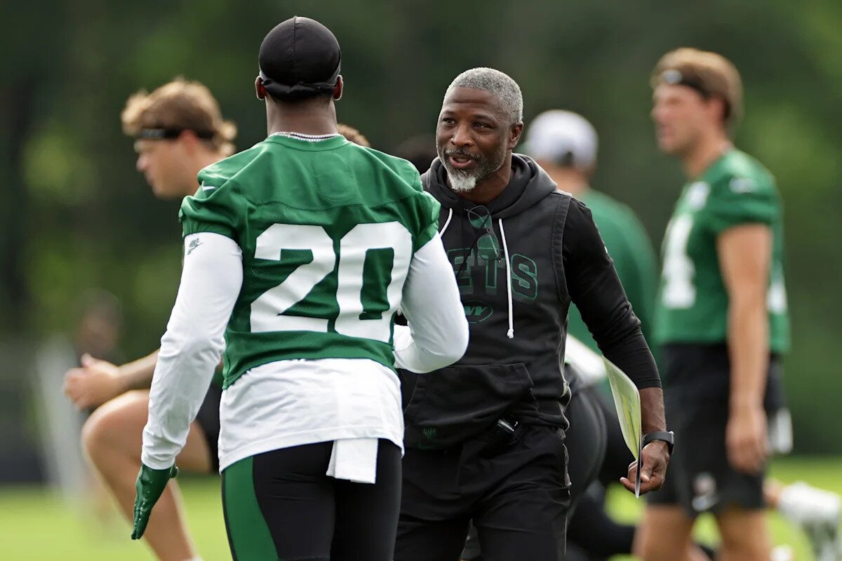 Jets have one recurring problem Aaron Glenn can't ignore