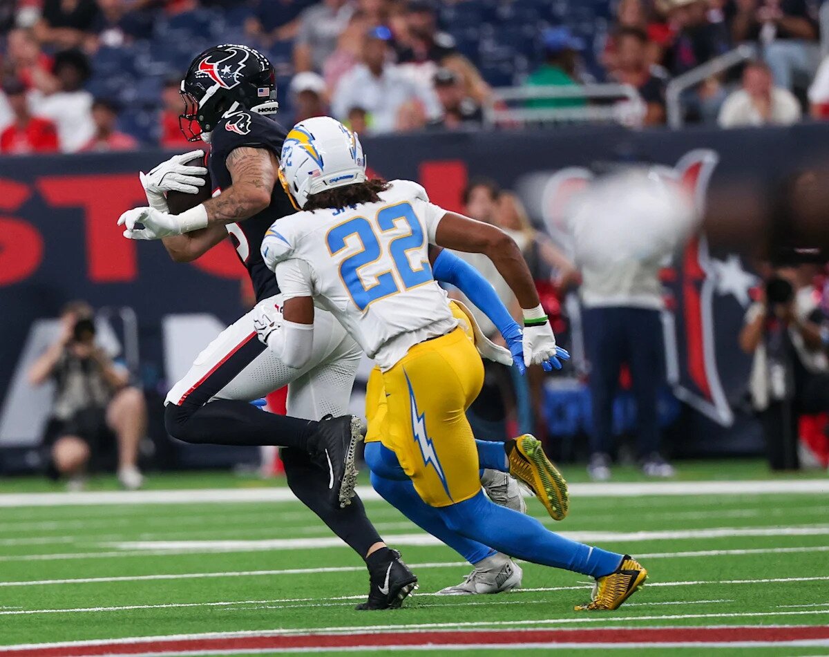 Texans rookie TE Marlin Klein lives up to hype in debut vs. Chargers