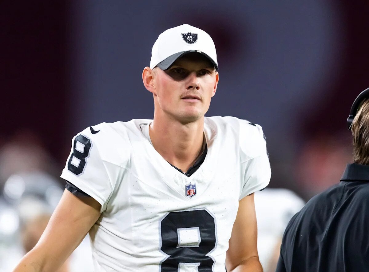 Saints to sign two-time All-Pro kicker Daniel Carlson