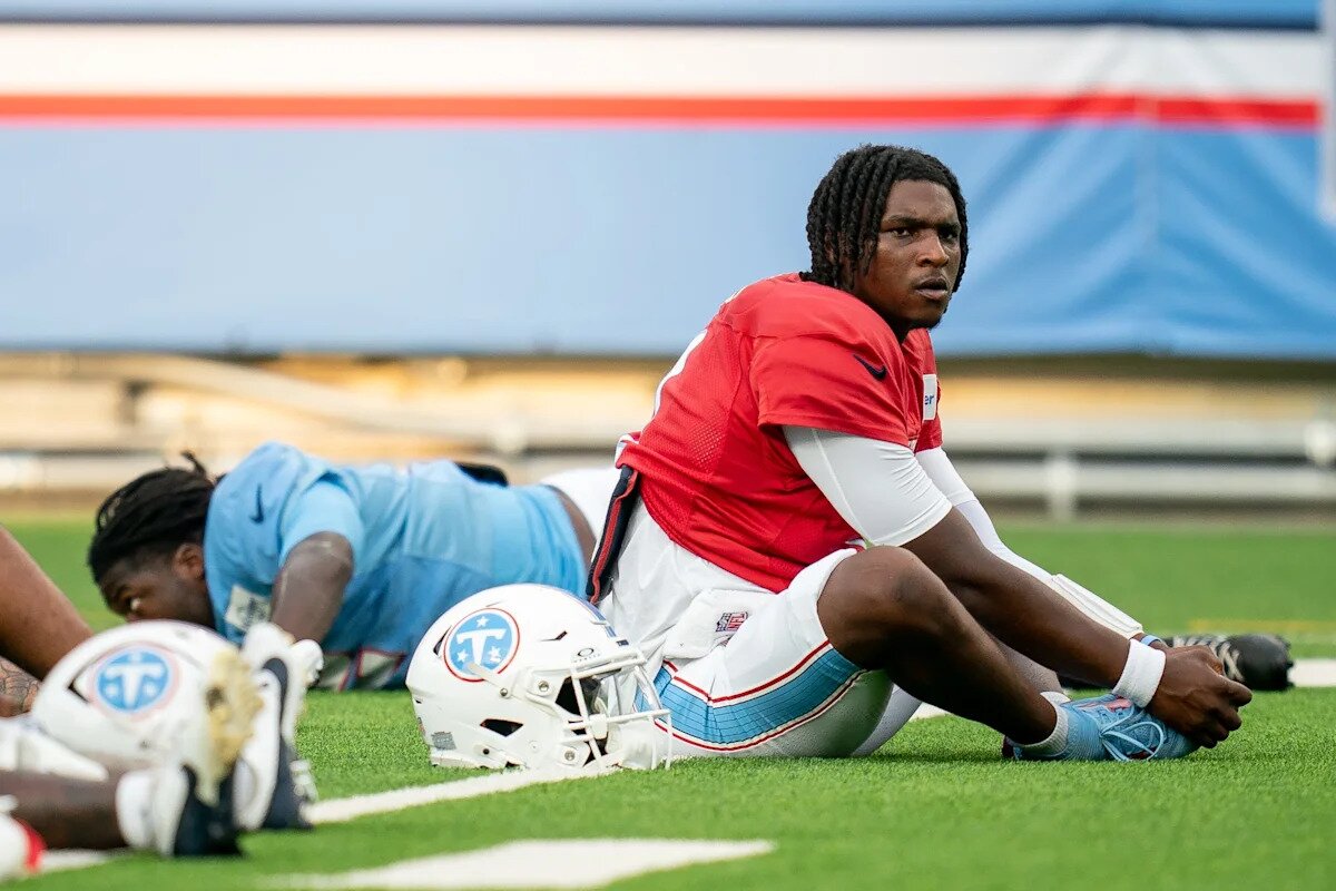 Nashville felt like 110 degrees. Here's how Titans hydration staff pulled off practice