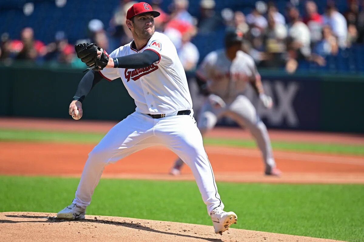 Gavin Williams strikes out 11 as Guardians beat Giants 5-2