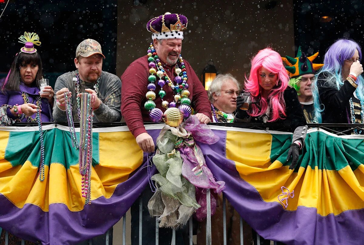 Tulane unveils Mardi Gras-themed alternate uniforms for 2026 season